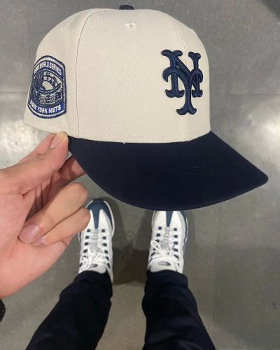 Matching New Era PU Leather New York Knicks – Exclusive Fitted Inc.