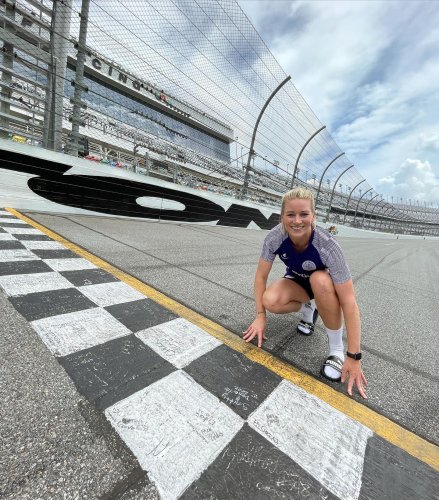 Carousel post from gembon23.