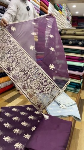 Video post from akbar_fabrics_.