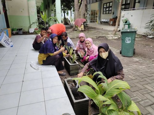 PostPhoto