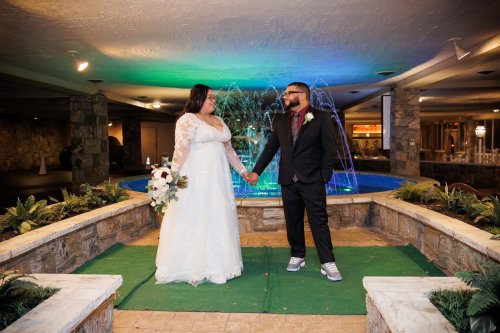 Carousel post from thecurvybridenj.