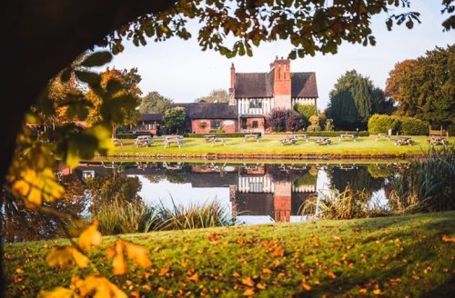 Photo post from themoathouse.