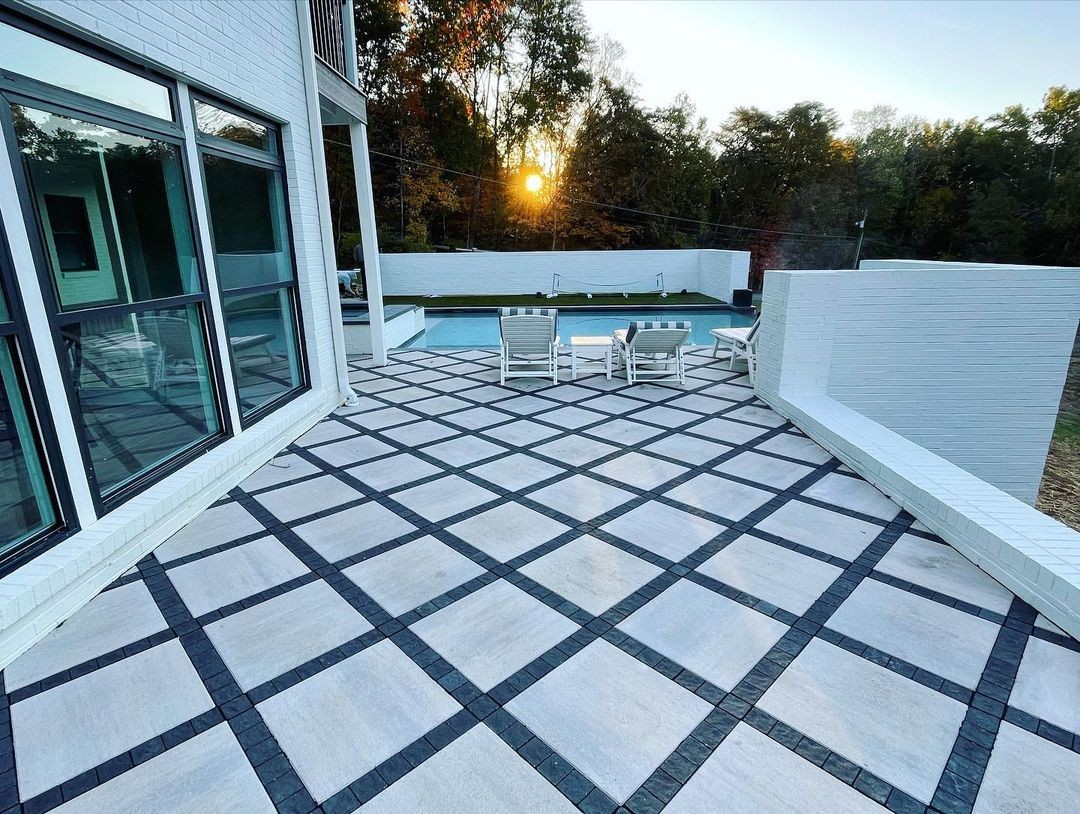 Carousel post from techobloc.