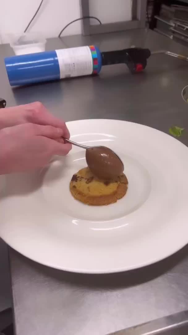 Video post from themoathouse.