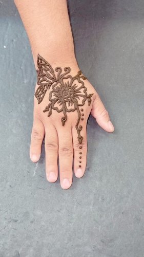 Video post from egyptian_henna_tattoos_florida.