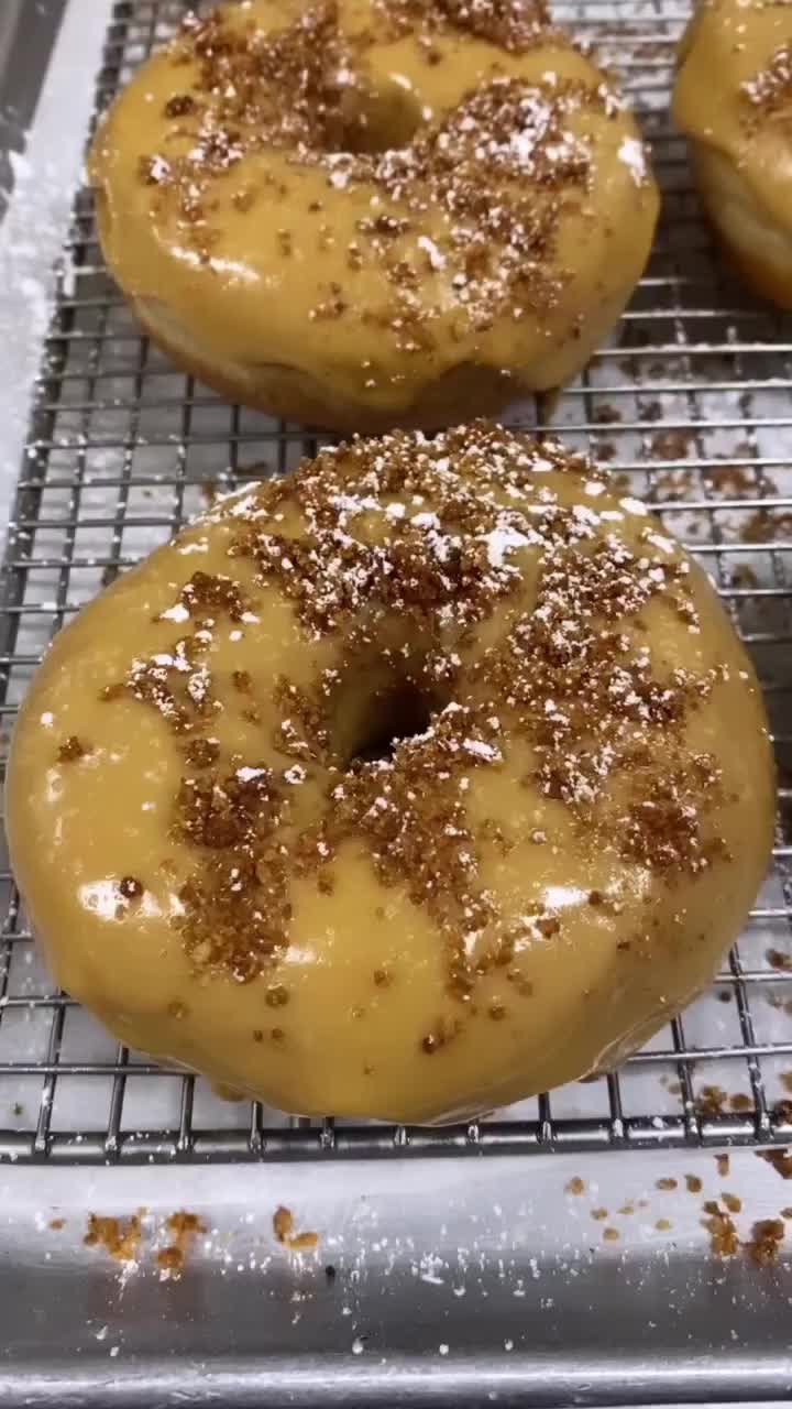 Video post from thedoughnutproject.