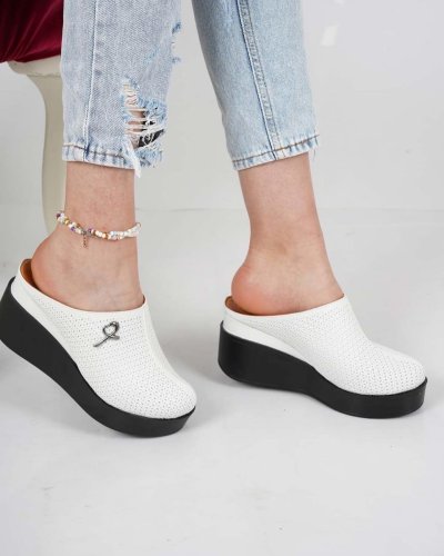 Carousel post from ossoshoes.