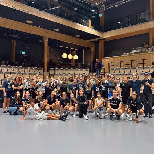 Carousel post from kauppitwins.