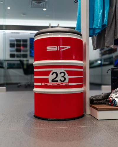 Carousel post from porschewarrington.