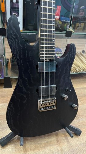 Video post from miyatamusic.