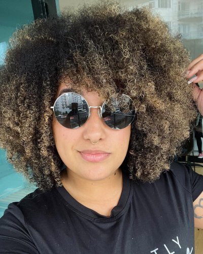 Carousel post from trindadehairstylist.