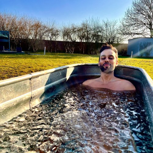 Carousel post from glasshouseretreat.