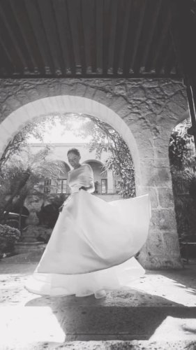 Video post from jolibride.