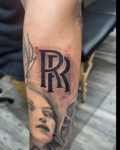 RR Tattoo Shop