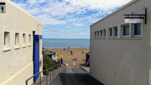 Photo post from kasarstays.