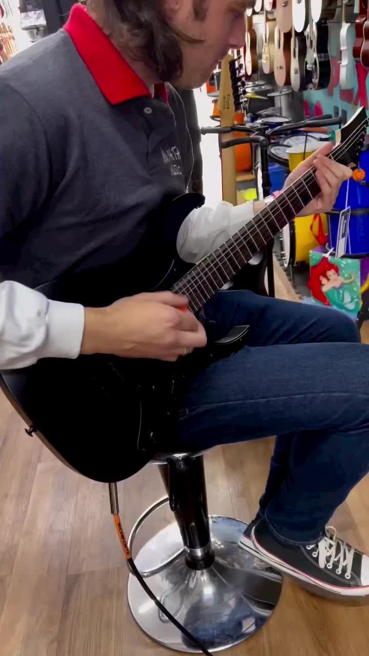 Video post from miyatamusic.