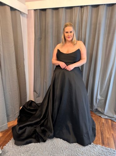 Photo post from thecurvybridenj.