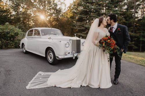 Photo post from thecurvybridenj.