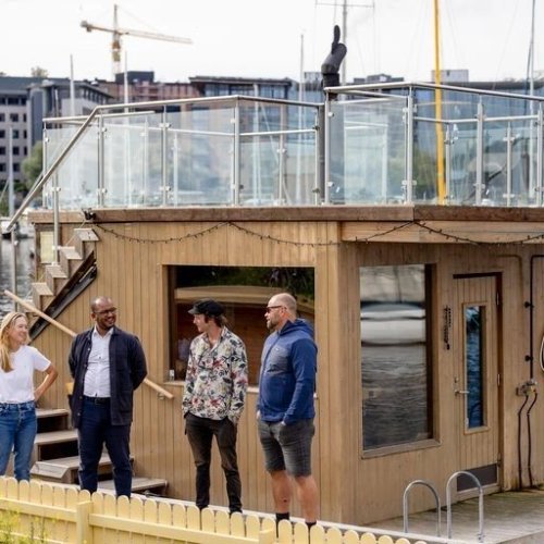 Carousel post from fjordtokt_bat_og_badstu.