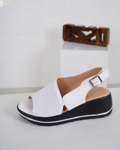 Carousel post from ossoshoes.