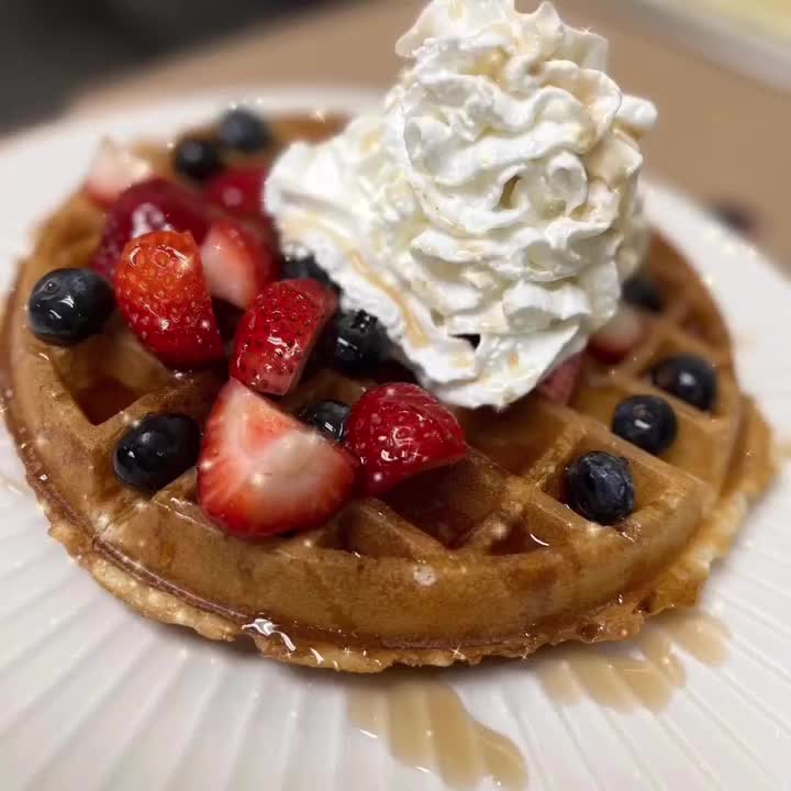 Video post from pomptonian.