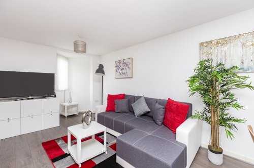 Photo post from kasarstays.