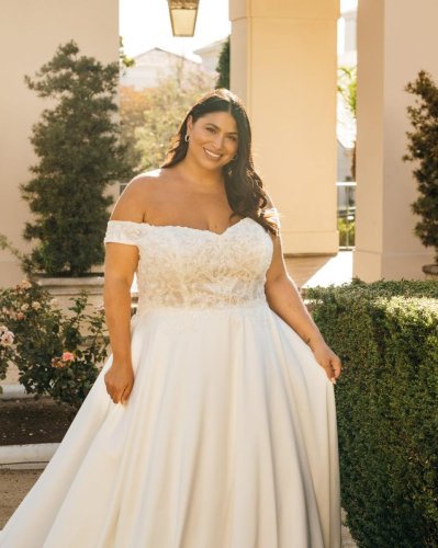 Carousel post from thecurvybridenj.