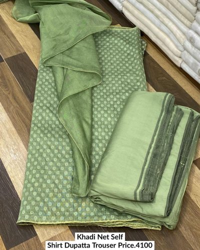 Carousel post from akbar_fabrics_.