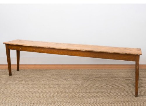 Carousel post from gildandco.
