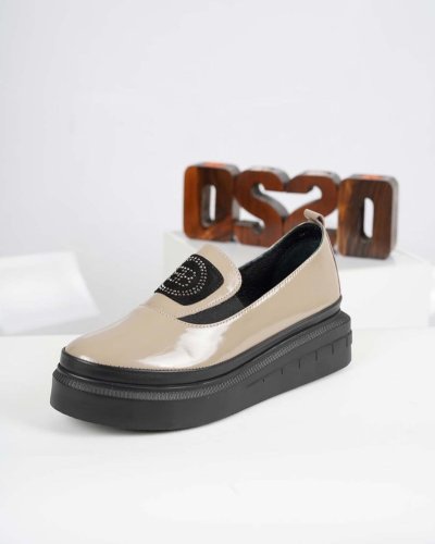 Carousel post from ossoshoes.