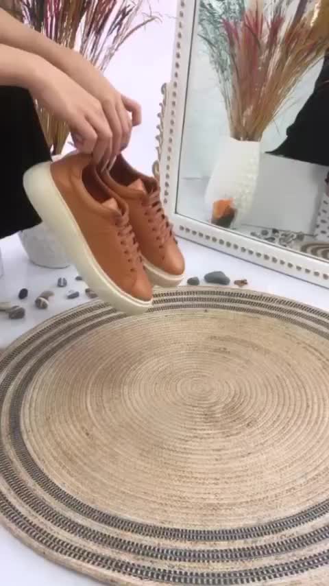 Video post from ossoshoes.