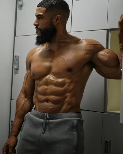 Photo post from ph_gains.