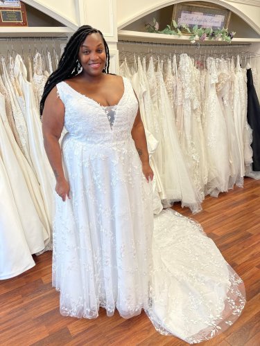 Photo post from thecurvybridenj.