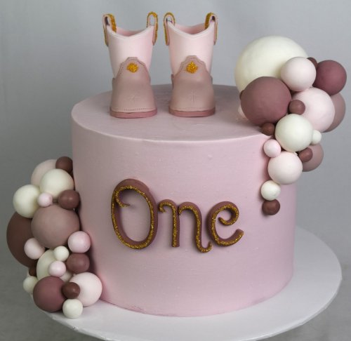 Photo post from marquettescakestudio.