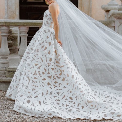 Photo post from lelitebridal.
