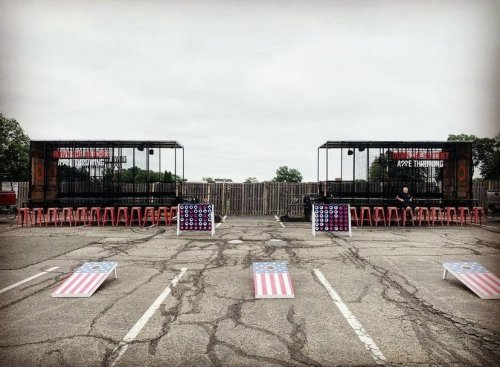 Carousel post from downthehatchet.