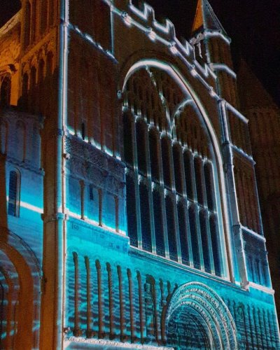 Photo post from kasarstays.