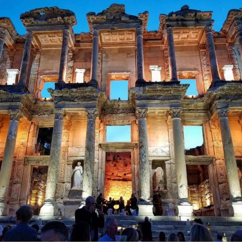 Photo post from taucktravel.