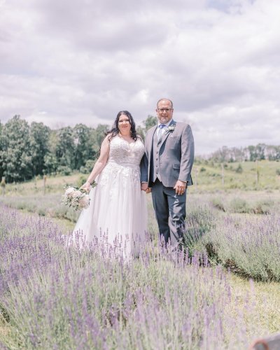 Carousel post from thecurvybridenj.