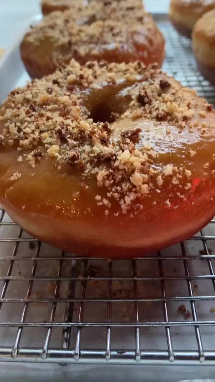 Video post from thedoughnutproject.