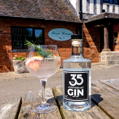 Photo post from themoathouse.