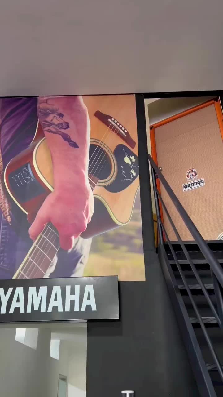 Video post from miyatamusic.