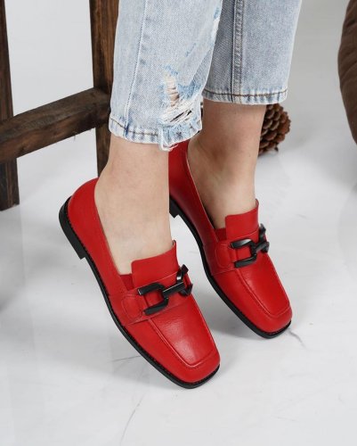 Carousel post from ossoshoes.