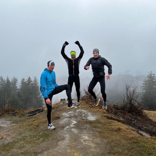 Carousel post from skinfitracingtriteam.