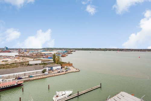 Photo post from kasarstays.