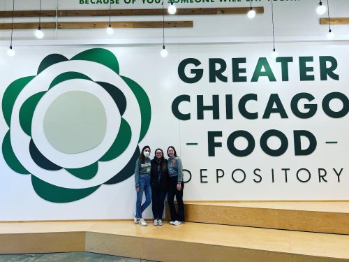 Carousel post from uchicagooptom.