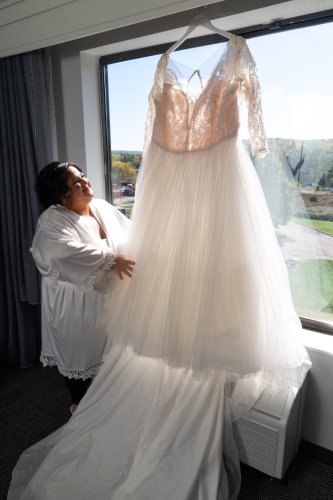 Carousel post from thecurvybridenj.