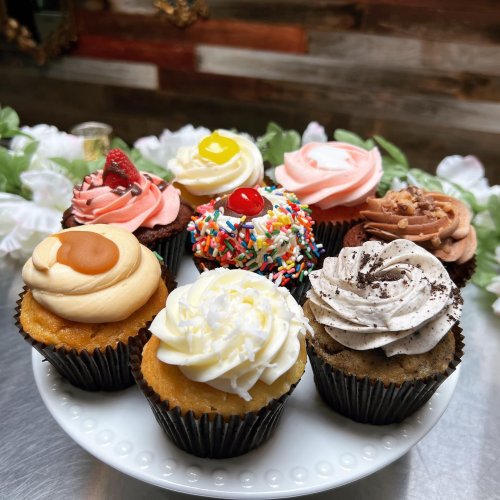 Photo post from famous_creations_catering.