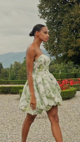 Video post from lelitebridal.