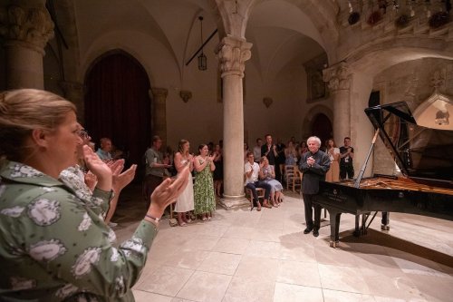 Carousel post from dubrovnikfestival.